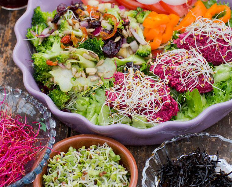 Groddar ger smak i sallad